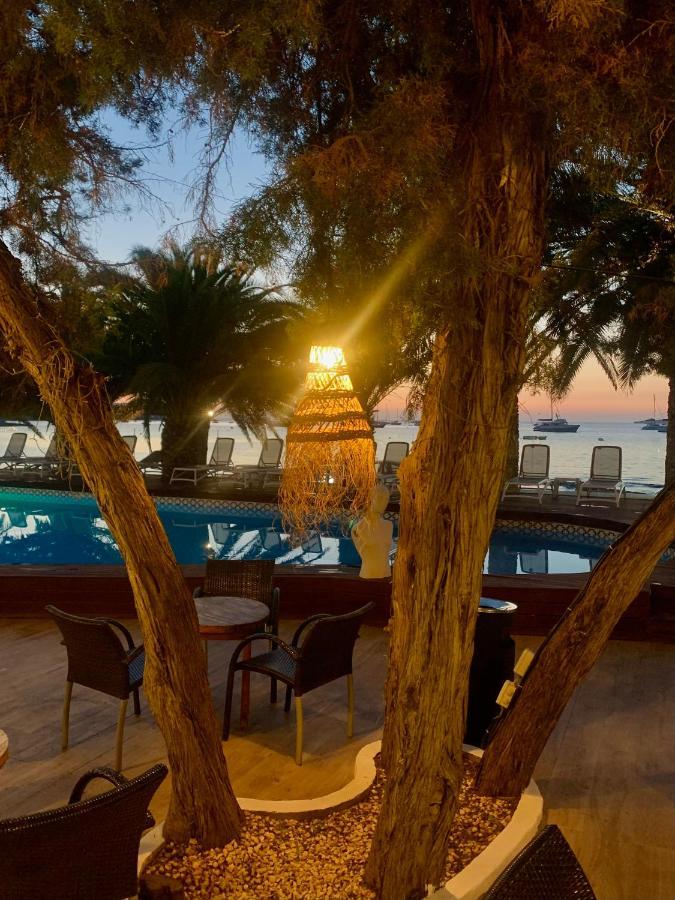 Hotel Tagomago Сан-Антонио-Абад Экстерьер фото