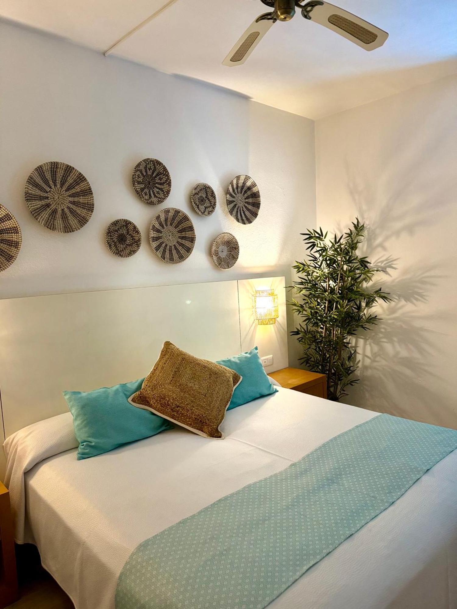 Hotel Tagomago Сан-Антонио-Абад Экстерьер фото